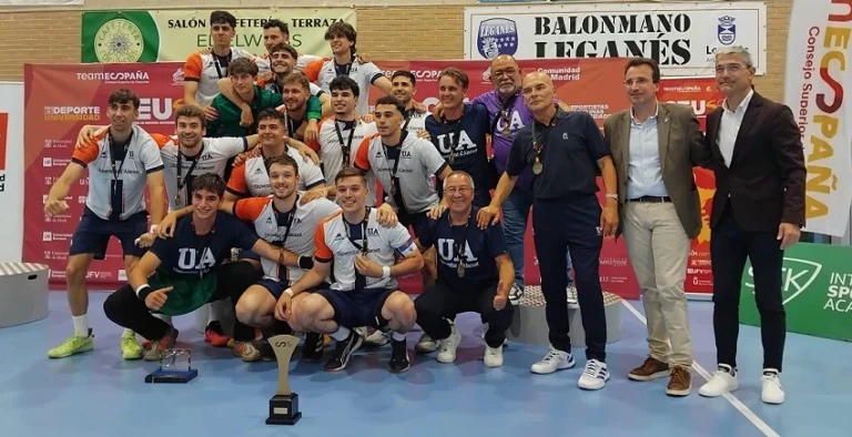 La Universidad de Alicante se proclama campeona de España de balonmano