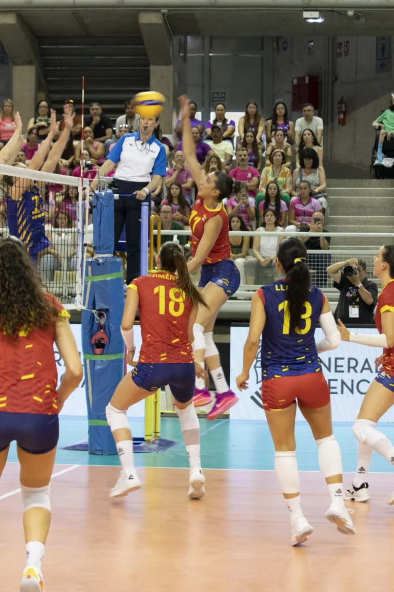 España no puede con la poderosa Suecia