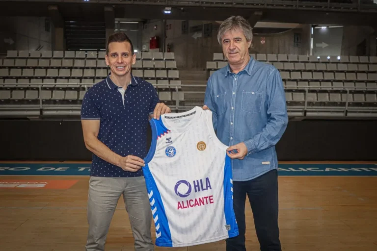 Rubén Perelló renueva con HLA Lucentum hasta 2027