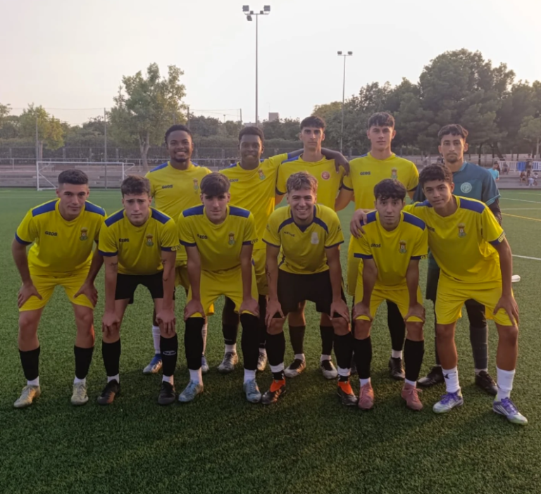 El filial del Jove Español remonta y vence al Tómbola (1-2)