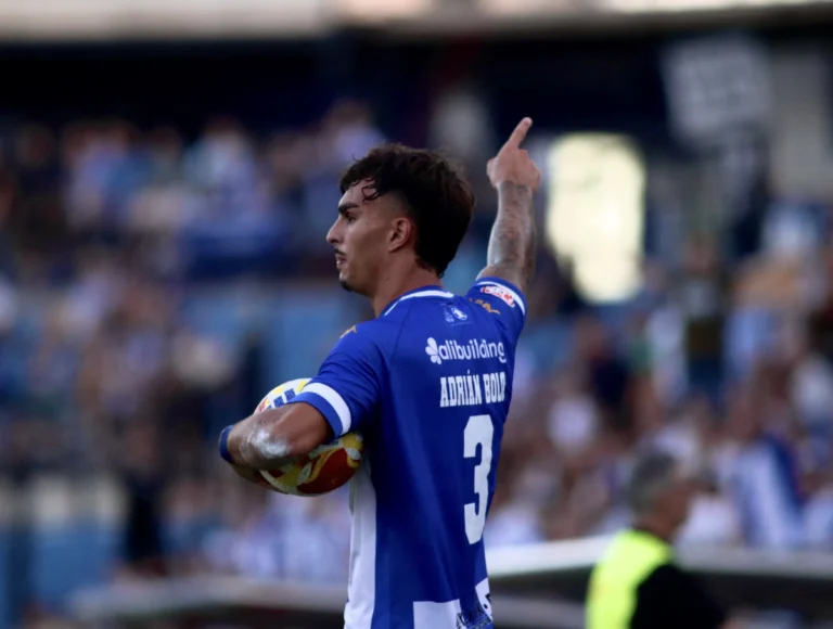 El Hércules cae ante el Algeciras tras jugar 80 minutos con diez