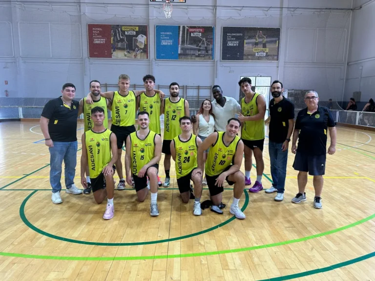 Victoria del PersonalHome Adesavi frente al Carolinas (76-63)