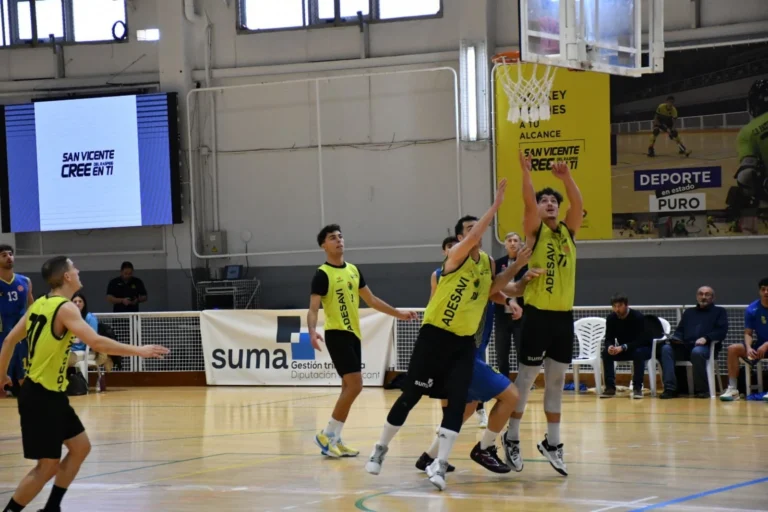 El Adesavi cae ante el Lucentum en su debut en Liga Valenciana (75-72)
