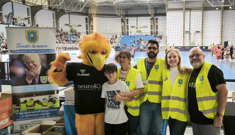 Éxito en la recogida de material escolar