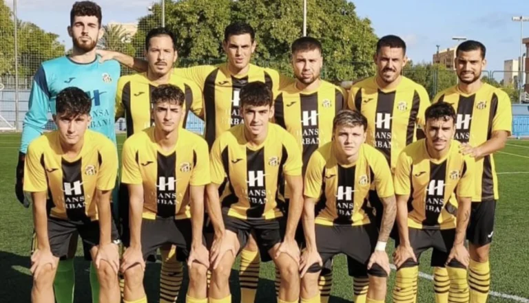 El Betis Florida celebra su primera victoria ante el Jonense