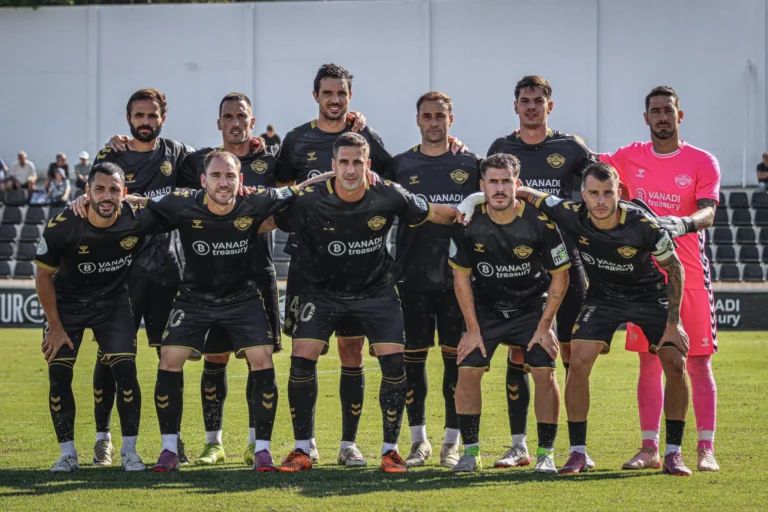 Tenerife B rompe la racha del Intercity con un gol en el 95′ (2-3)