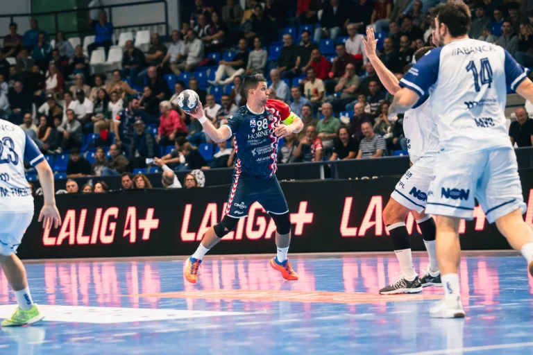 Horneo EÓN Alicante visita al Fraikin BM Granollers en un duelo de alto voltaje