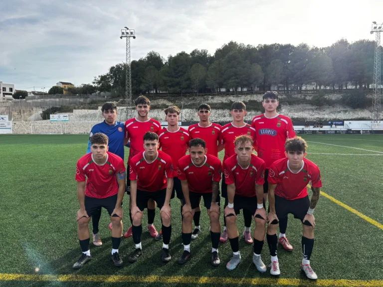 El filial del Jove Español rescata un valioso punto en Benissa