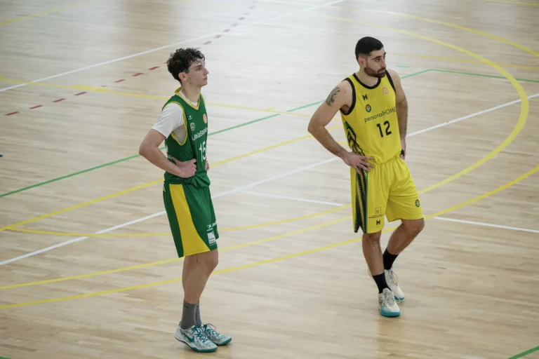 Adesavi recibe al NB Torrent en el Zona Sur