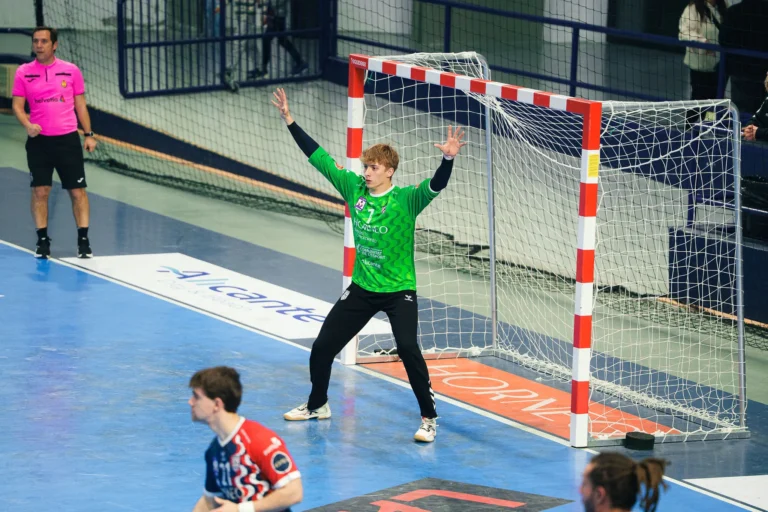 David Faílde, convocado con los Hispanos Júnior