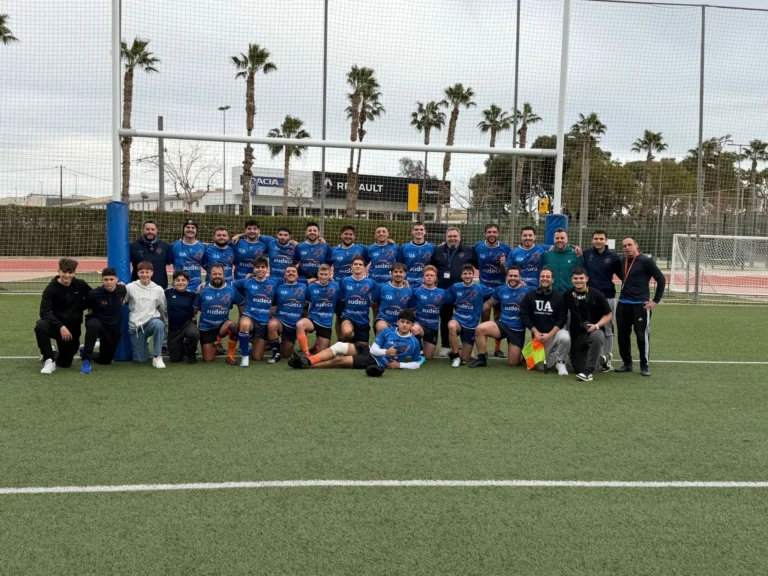 CR San Vicente vuelve a creer tras imponerse a Penyagolosa/Estreles Morvedre (33-17)