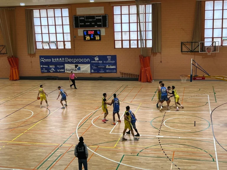 Adesavi cae en Carolinas (76-62) y encadena su tercera derrota consecutiva