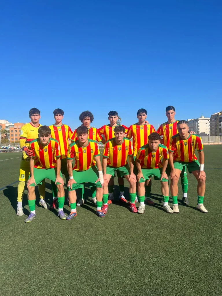 UCAM Murcia aprovecha los despistes del Jove Español DH (3-0)