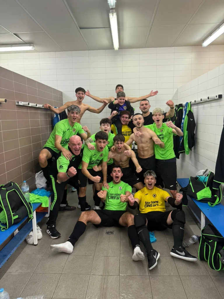 El Juvenil del Hércules San Vicente asalta el liderato tras vencer en Ibi (1-3)