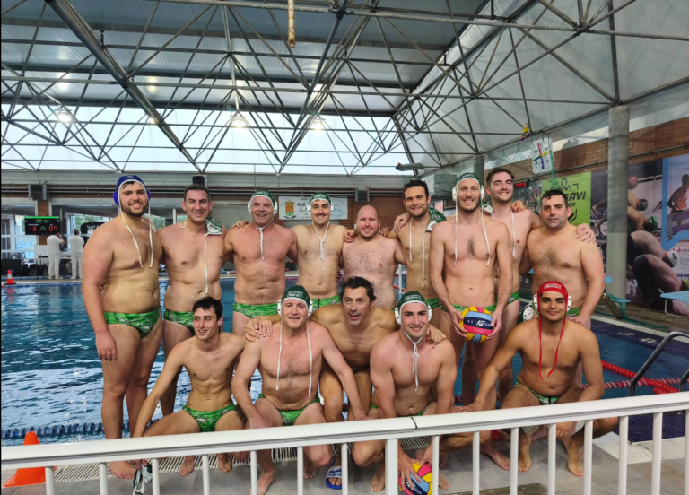 CN San Vicente gana en los penaltis al C.W. Puerta de Valencia y sigue líder (19-18)