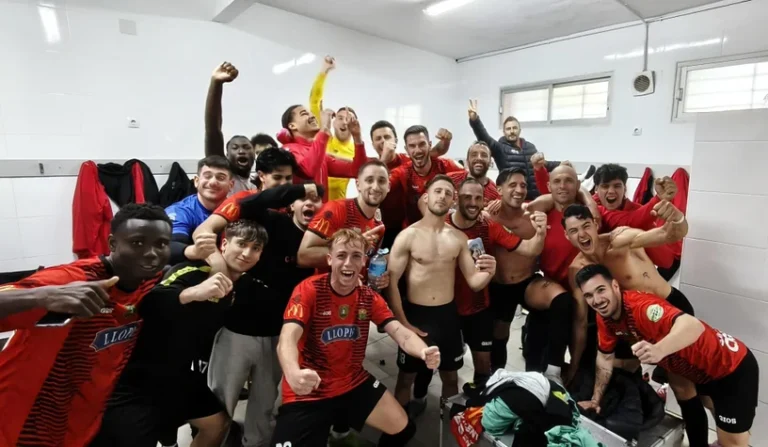 El Español de San Vicente encadena su cuarta victoria y se aleja del descenso