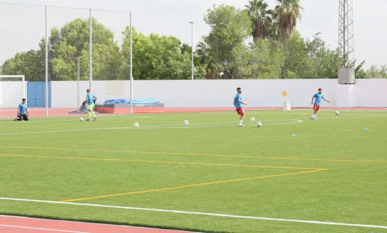 La Diputación de Alicante lanza ayudas de 150.000 euros para impulsar el fútbol base provincial