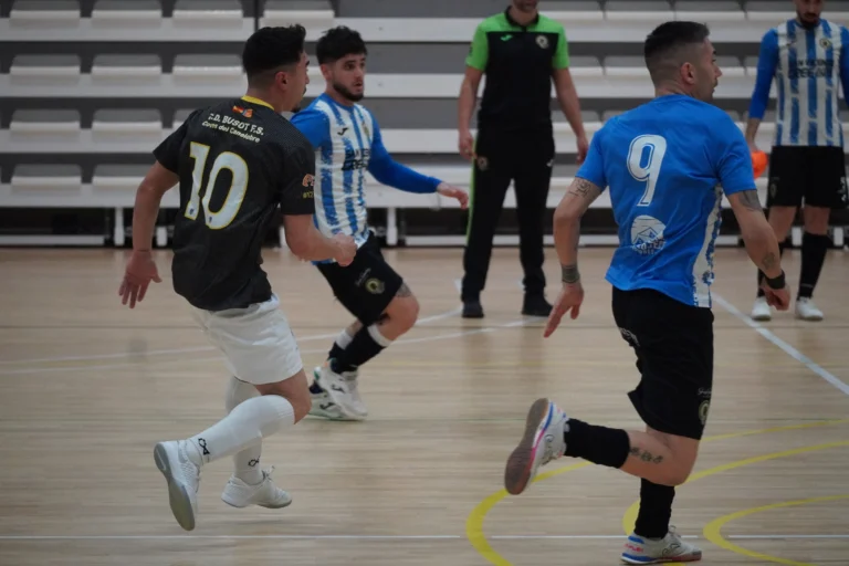 El Hércules San Vicente no levanta cabeza y cae goleado ante el Dinamita-Albatera (6-0)