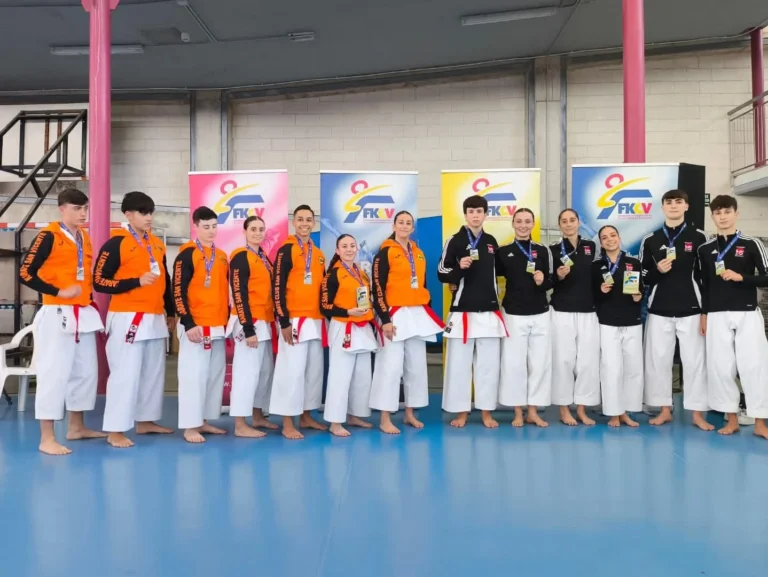 El Karate Club San Vicente suma dos oros en el Campeonato Autonómico de Clubes en Cheste