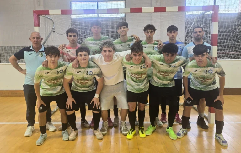 El Juvenil Autonómico del Futsal San Vicente desciende tras caer ante el CFS Riba-Roja
