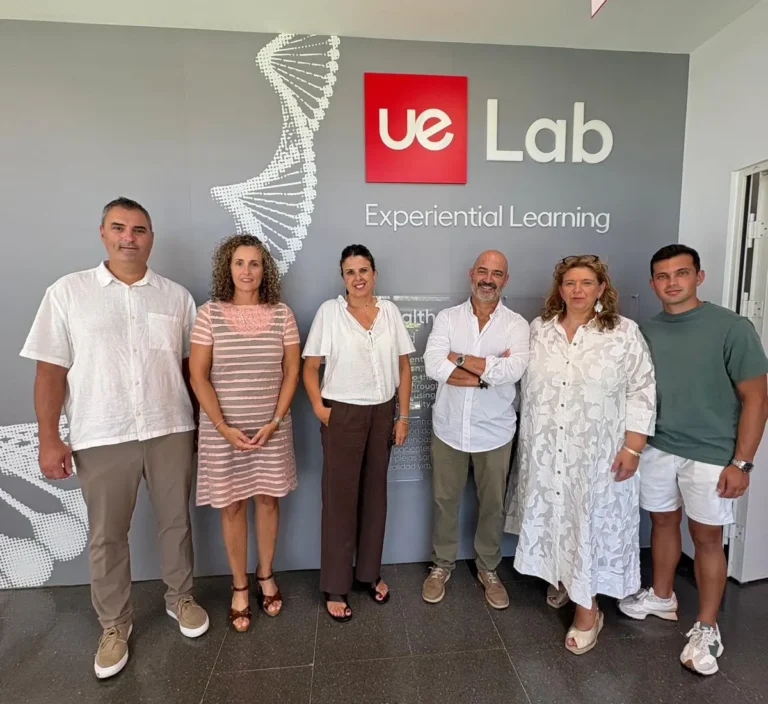 El Horneo Balonmano Alicante forma a los futuros fisioterapeutas de la Universidad Europea de Valencia